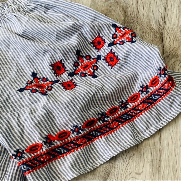 Off the Shoulder Top - Picture 2 of 6